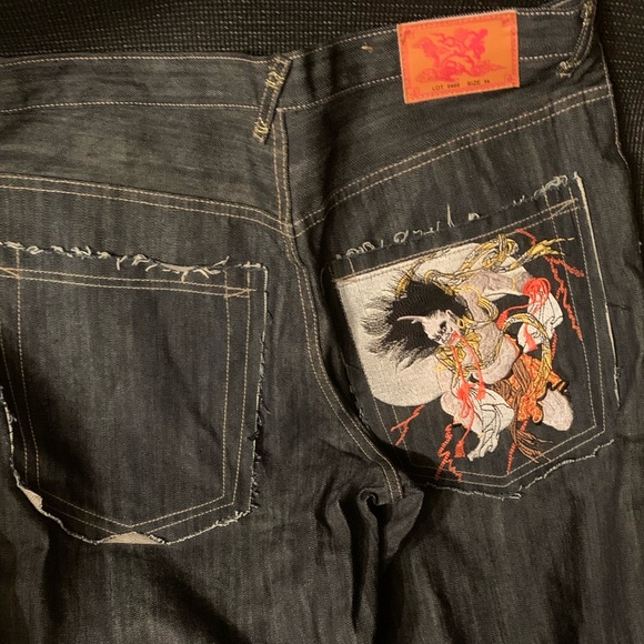 NWT handi premium embroidered shorts, indigo (dark blue) sz 36waist 18.5 length. - Picture 2 of 9